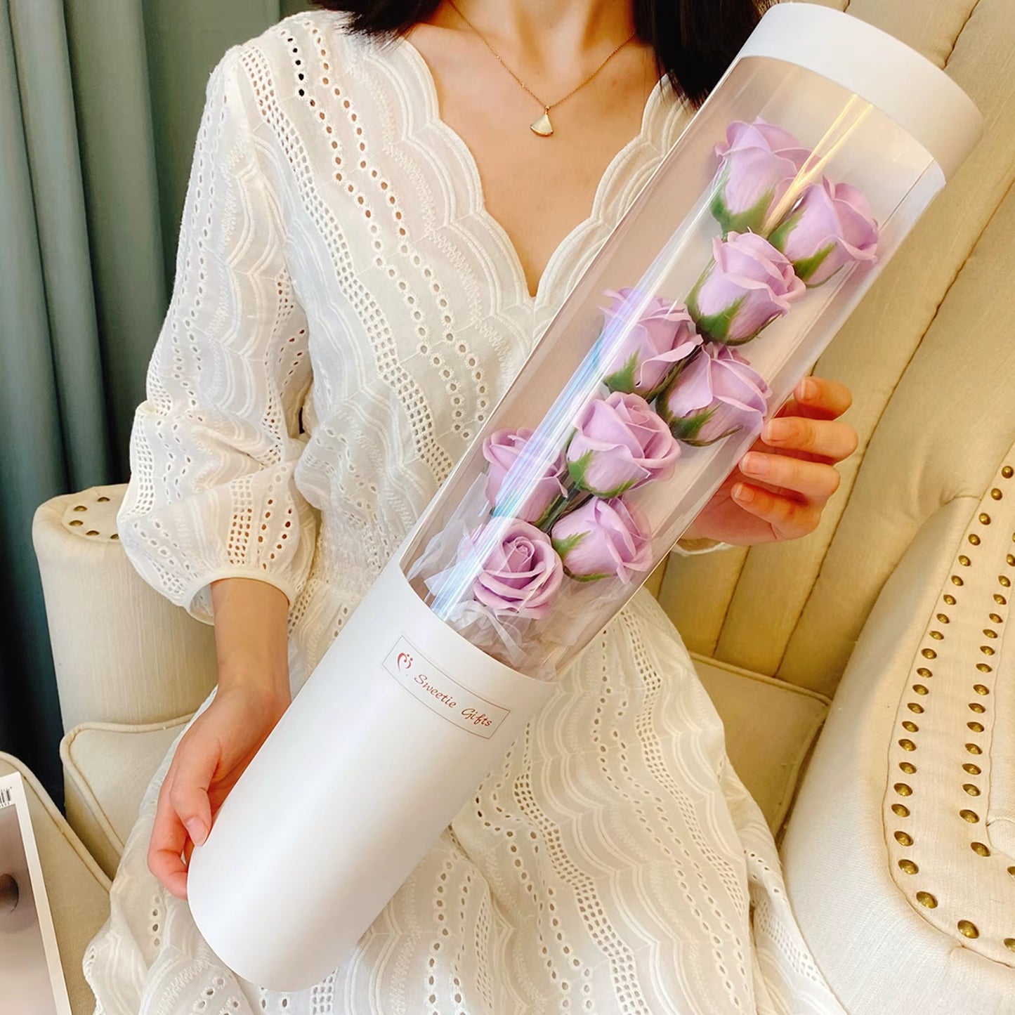 Ramo de Rosas con Luz LED Hada en Tubo Decorativo C22268